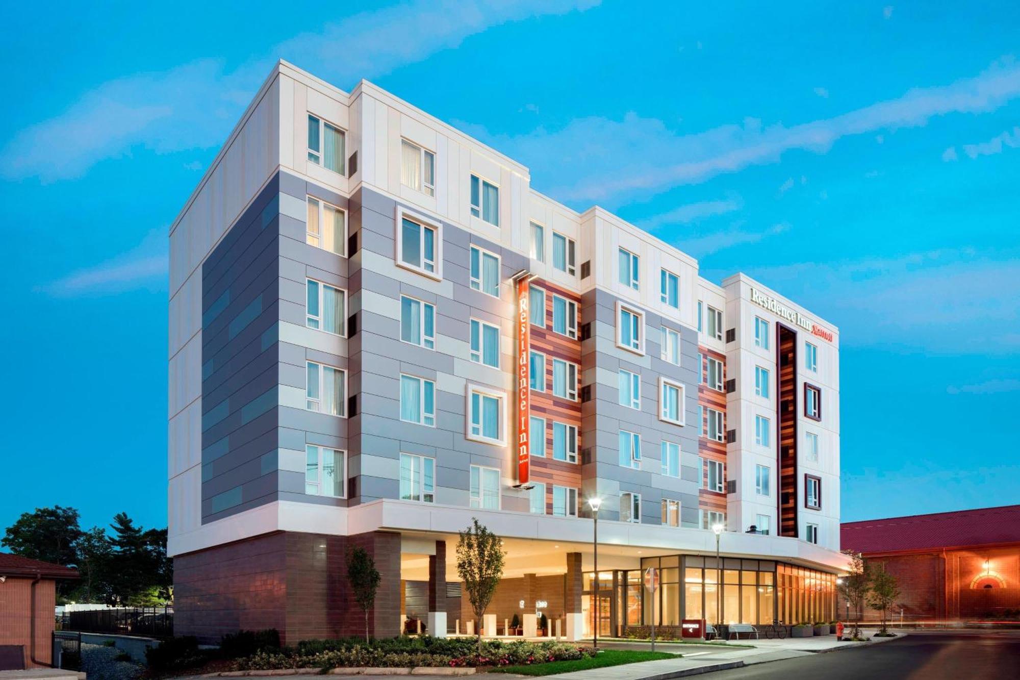 Residence Inn By Marriott Boston Watertown Exterior foto