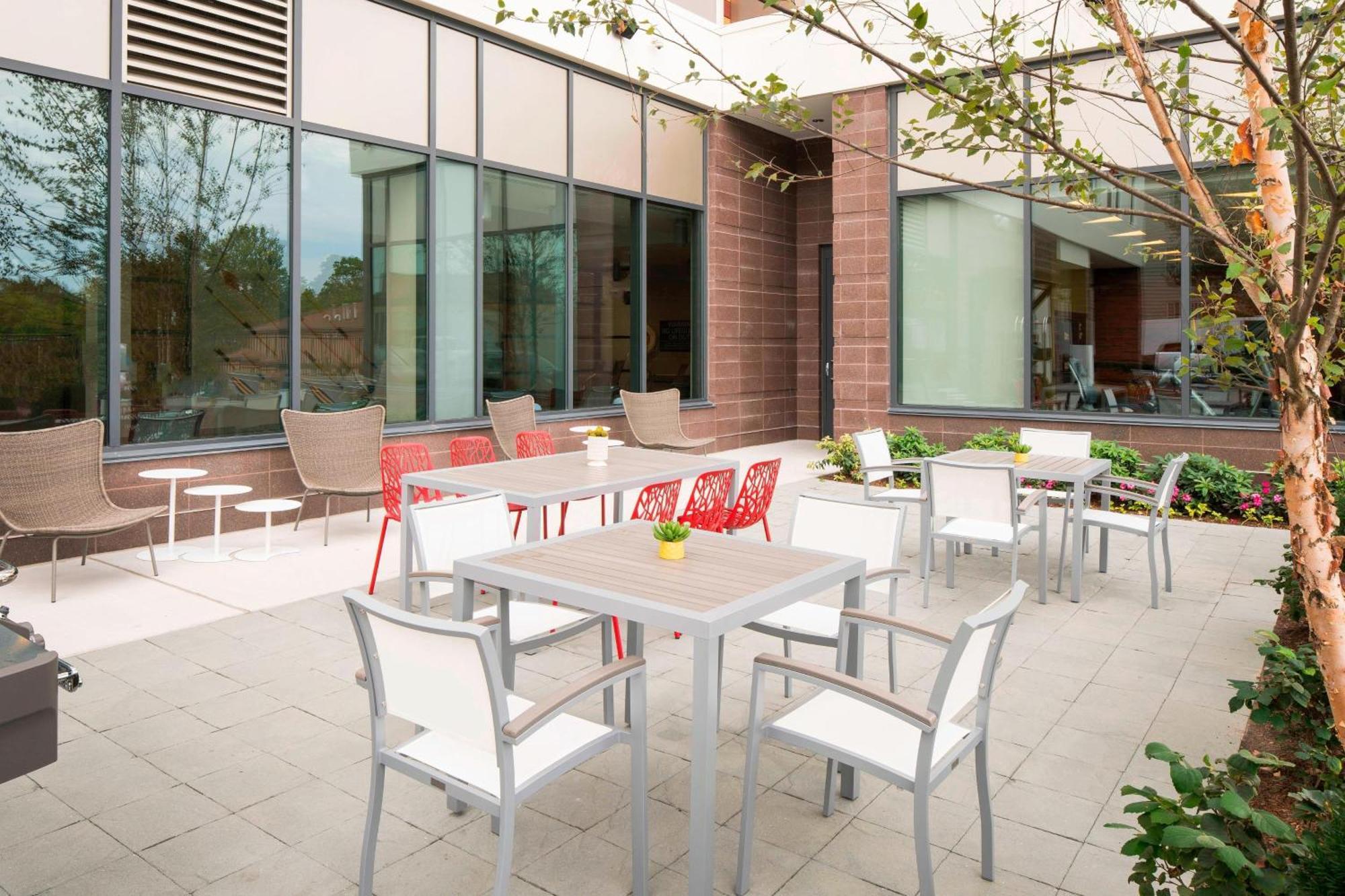 Residence Inn By Marriott Boston Watertown Exterior foto